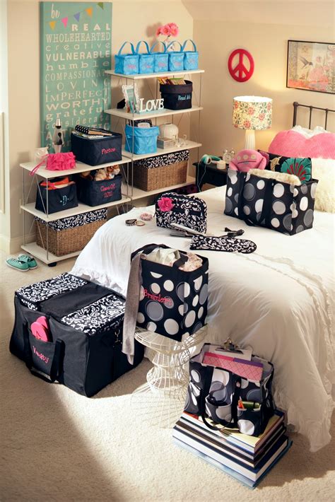 Amber's Blog: All things 31!!: Organize the dorm room...31 style!