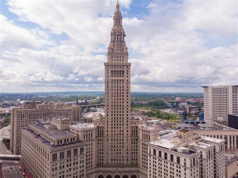 A Guide to Visiting the Terminal Tower Observation Deck in Cleveland