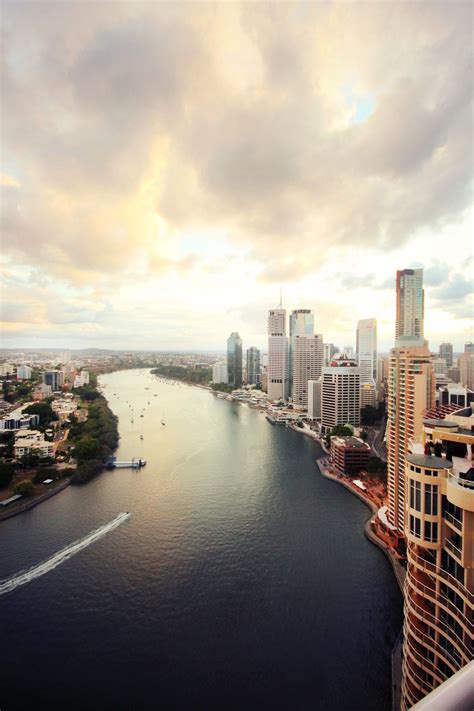 Pin by Maverick on Places & Spaces | Brisbane river, Brisbane australia, Australia travel