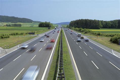 Autobahn | German highway | Britannica