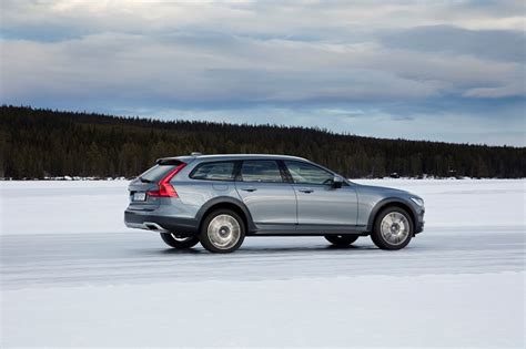 5 Great Cars for Winter Driving - Your AAA Network