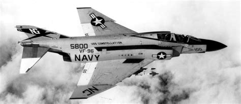 Vietnam War Navy Ace Duke Cunningham to Speak at EAA Aviation Museum – Hangar Flying