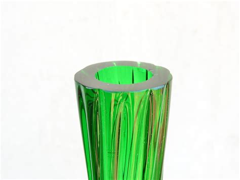 Emerald Green Glass Vase Tall 20 Inch Vase Gift Twisted Stem - Etsy