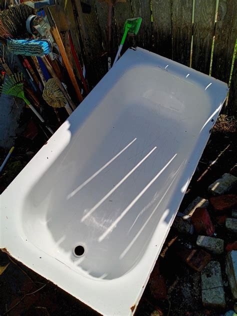 Vintage Cast Iron Bathtub for Sale in Everett, WA - OfferUp