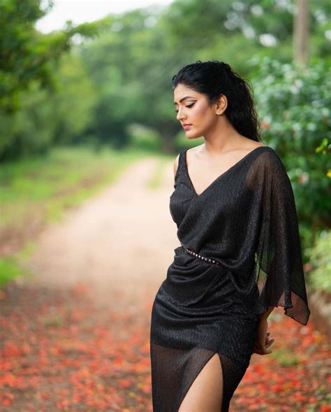 Eesha Rebba Stunning Photoshoot – Telugu Nestam