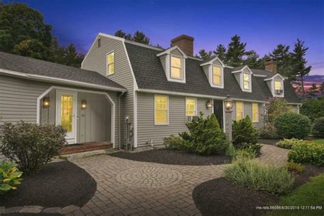 Falmouth, ME Real Estate - Falmouth Homes for Sale - realtor.com®