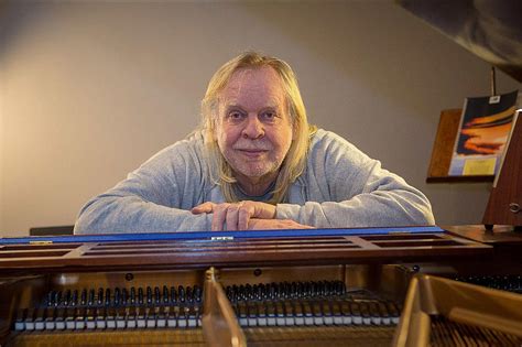 Rick Wakeman Announces Final Solo Tour, with New Yes-Based Music