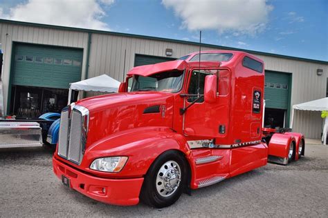 Trucks 3 ☆ 2014 Kenworth T600 | Trucks, Kenworth trucks, Customised trucks