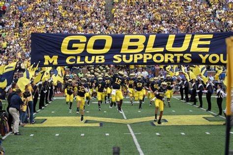 University of Michigan Football Wallpaper - WallpaperSafari