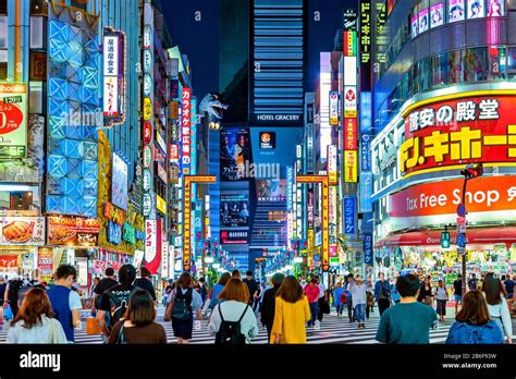 Kabukicho Shinjuku Godzilla Road Tokyo Japan Neon Lights Night Stock Photo - Alamy