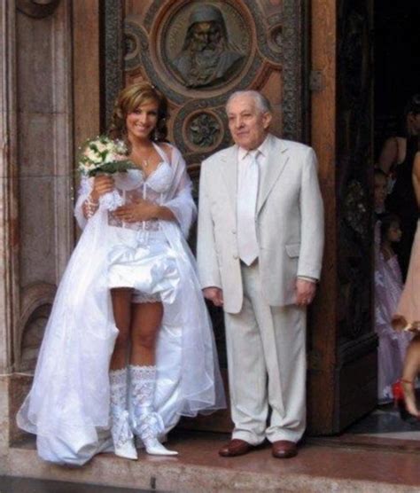 Wedding Dresses Fails Top 10 wedding dresses fails - Find the Perfect ...