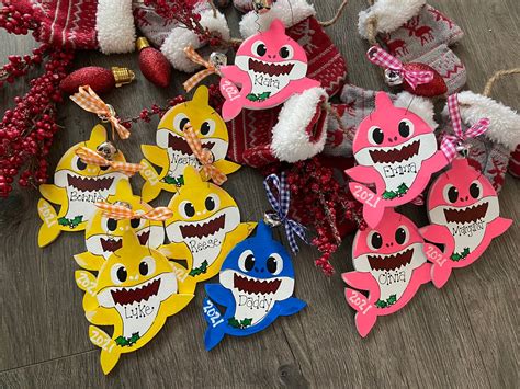 Baby Shark Christmas Ornament / Personalized / Holiday / Kids - Etsy