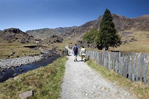 10 Best Hiking Trails in Snowdonia National Park - Discover the Top ...