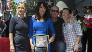 "Married with Children" cast reunites - CBS News