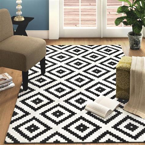 I really like this attractive living room carpet #livingroomcarpet | White rug living room ...