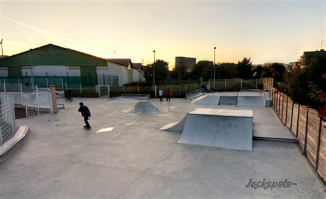 Le skatepark du Plessis Robinson | Jackspots