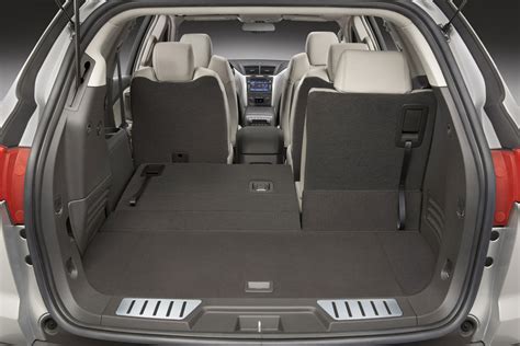 2012 Chevrolet Traverse Review, Specs, Pictures, Price & MPG