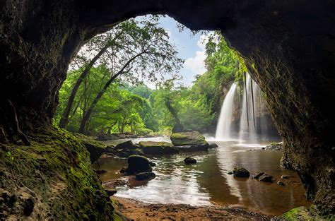 Photo Thailand Heo Suwat Waterfall Khao Yai National Park caves