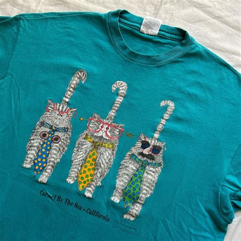 Vintage Illustrated cats tee Size XL 24” by... - Depop