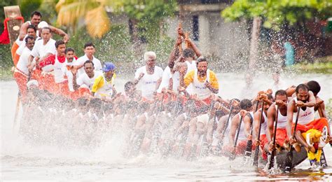 boat ride in kerala is one of the top 10 places to visit in india before 30 | Places to visit ...