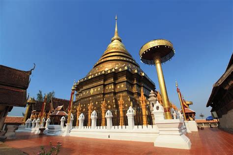 Lampang | Thai City, Temples, Elephants | Britannica