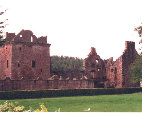 The Lindsay Family Castle (Edzell Castle) | Scotland castles, Scottish ...