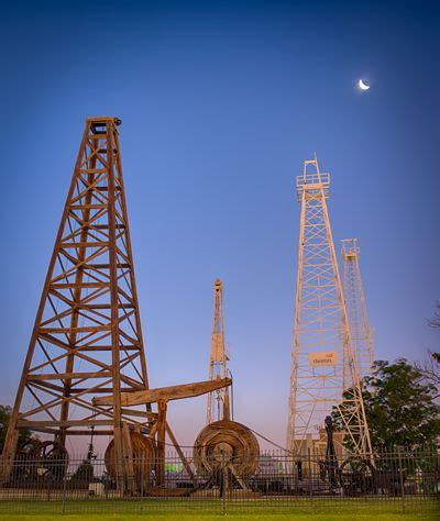 Oklahoma History Center Oil Field | Oklahoma history, Oklahoma ...