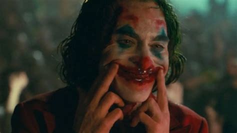 Joaquin Phoenix Will Make $20 Million for JOKER 2 — GeekTyrant