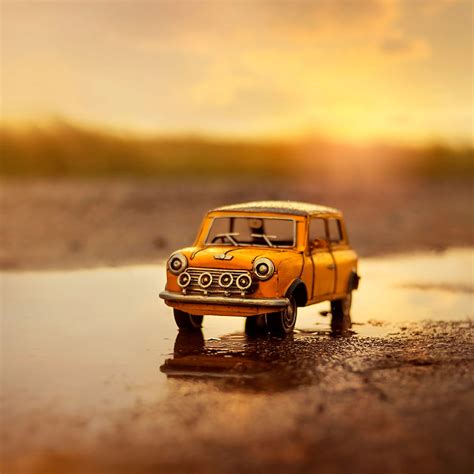 13 Amazing Atmospheric Miniature Car Scenes By Photographer Ashraful Arefin - 121Clicks.com