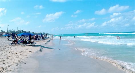 Beach Santa Maria del Mar - Cuba Vintage Vacation