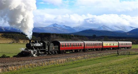 Is The Best Way To Explore The Scottish Highlands With A Vintage Steam ...