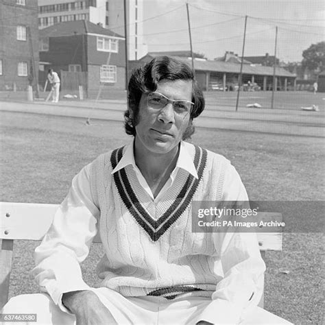 Zaheer Abbas Cricket Photos and Premium High Res Pictures - Getty Images