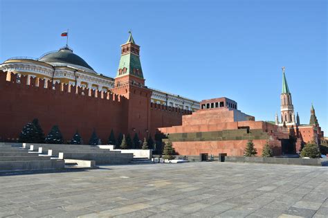 Lenin's Mausoleum - One of the Top Attractions in Moscow, Russia ...