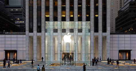 'Unique' Apple Fifth Ave Store Reopens 8 A.M. Friday, September 20 ...