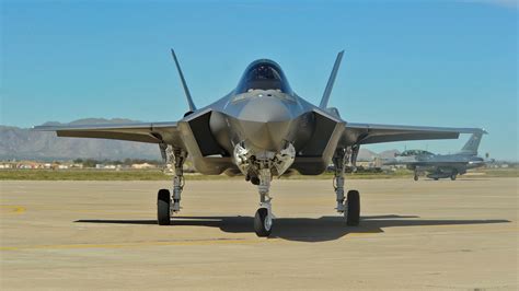 F-35: How Fast Can This Stealth Fighter Fly? - 19FortyFive