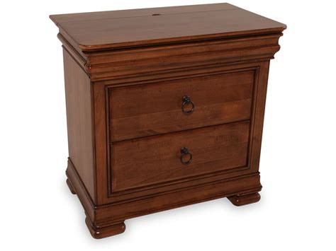 Universal Pennsylvania House New Lou Nightstand | Mathis Brothers Furniture