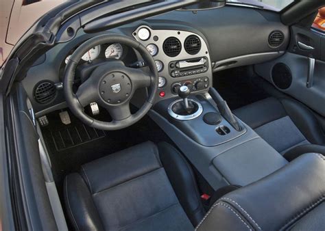 2010 Dodge Viper Interior Profile - The Supercars - Car Reviews, Pictures and Specs of Fast, New ...