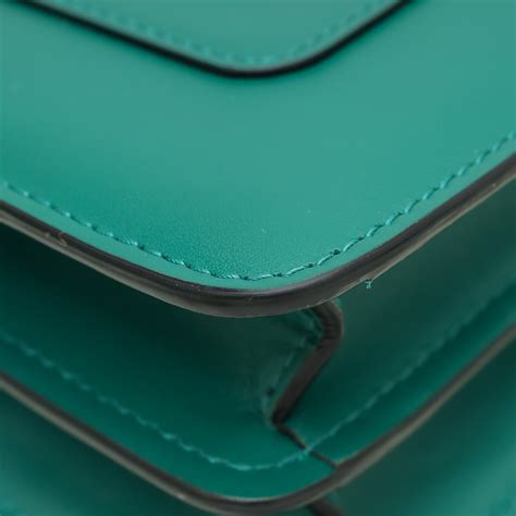 Bvlgari Emerald Green Serpenti Forever Medium Shoulder Bag – THE CLOSET