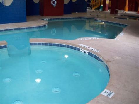 Holiday Inn Omaha Downtown - Waterpark, an IHG Hotel in Omaha | Best ...