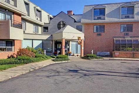 Anchor Bay at East Providence | Senior Living Community Assisted Living, Memory Care in ...