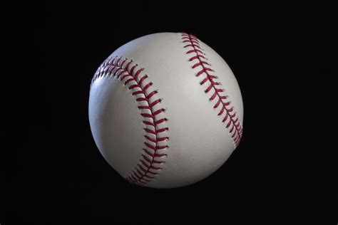 Learn About How Modern Baseball Balls Are Constructed - Baseball ...