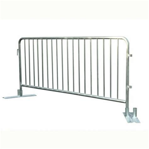 Metal Crowd Control Barrier at Rs 8600/piece | Crowd Control Barrier in ...