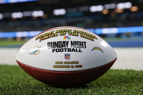 Who's Playing on NBC’s Sunday Night Football This Week? How to Watch ...