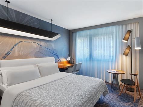 Le Meridien Etoile Paris #hotels #accommodation | Mid century modern bedroom, Hotel, London hotels