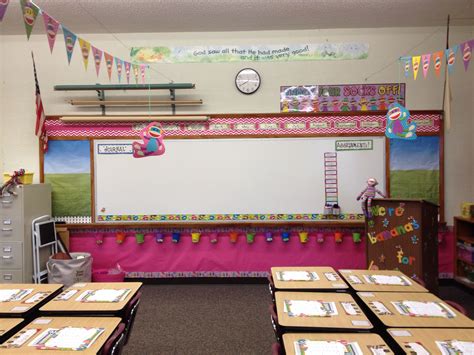 My 3rd grade classroom | 3rd grade classroom, Loft bed, Decor