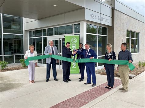 Bronson Hospital opens in South Haven | WWMT