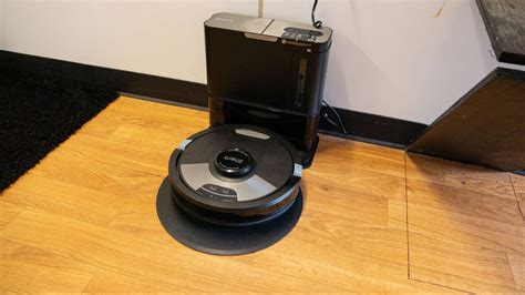 Shark RV2610WA Robot Vacuum and Mop Review - Reviewed