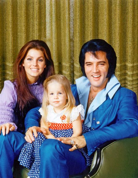 Elvis & Priscilla Presley with daughter Lisa Marie in 1970. : r ...