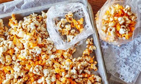 Recipe: Chicago-Style Popcorn | Kitchn