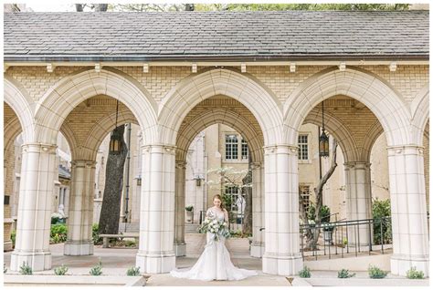 First United Methodist Church Fort Worth Bridal Session - Rebecca Tripp ...